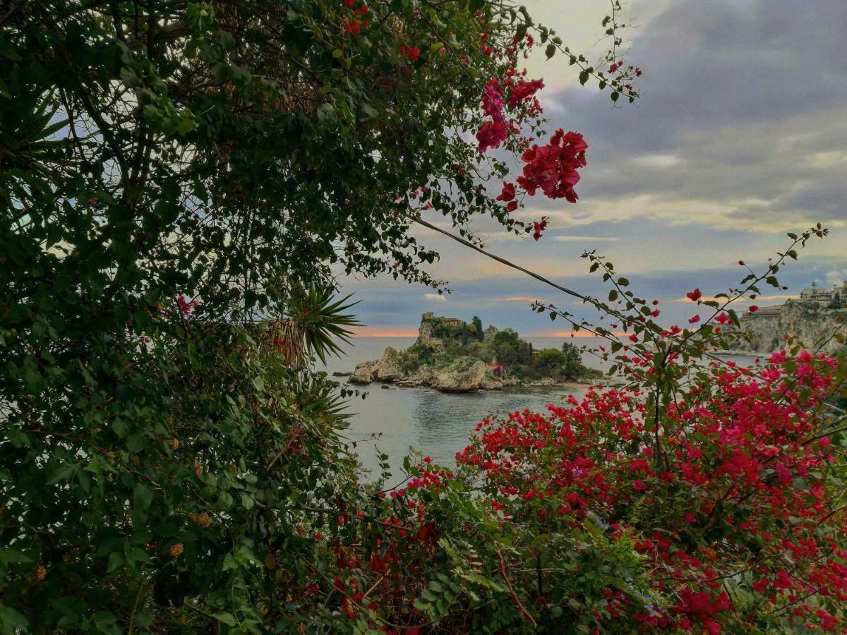 Relax House Villa Giardini Naxos Dış mekan fotoğraf